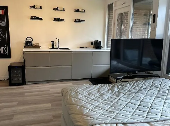 Aan De Maas Apartment