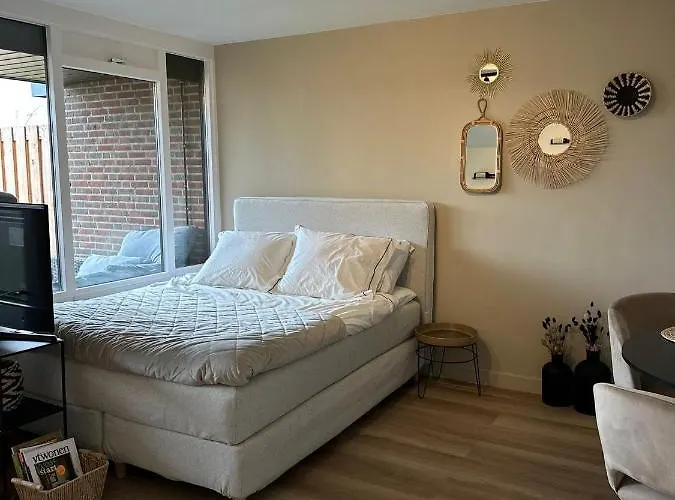 Aan De Maas Apartment