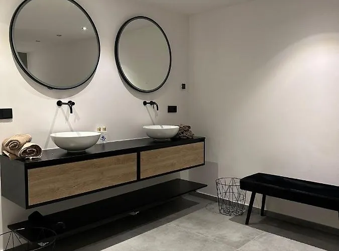 Aan De Maas Apartment *