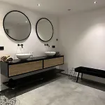 Aan De Maas アパート *
