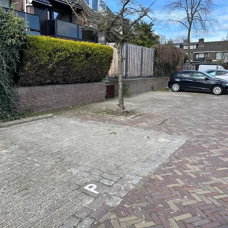 Aan De Maas